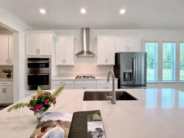 1307 BROWARD DRIVE, Zephyrhills, FL 33541