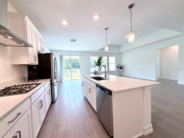 1307 BROWARD DRIVE, Zephyrhills, FL 33541