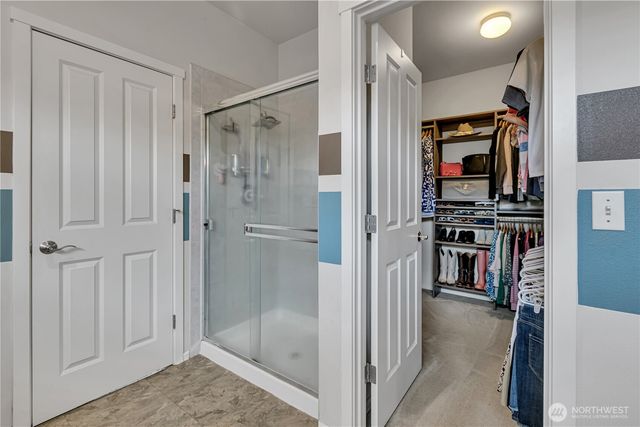 5728 Hazel Loop SE, Auburn, WA 98092