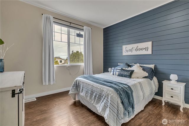 5728 Hazel Loop SE, Auburn, WA 98092