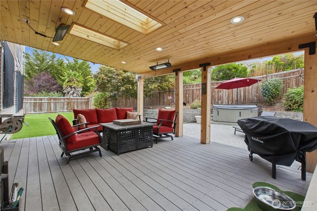 5728 Hazel Loop SE, Auburn, WA 98092