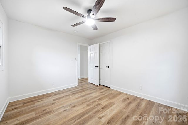 1453 Grovewood Drive, Charlotte, NC 28208