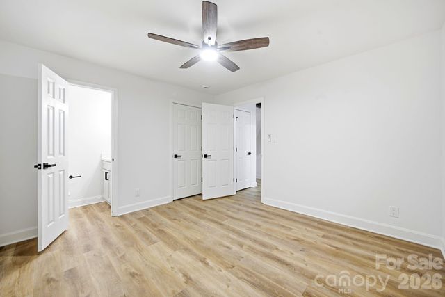 1453 Grovewood Drive, Charlotte, NC 28208