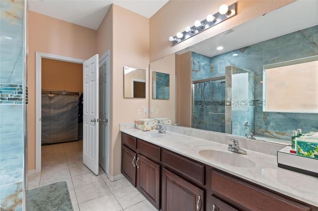 231 TOWERVIEW DRIVE E, Haines City, FL 33844