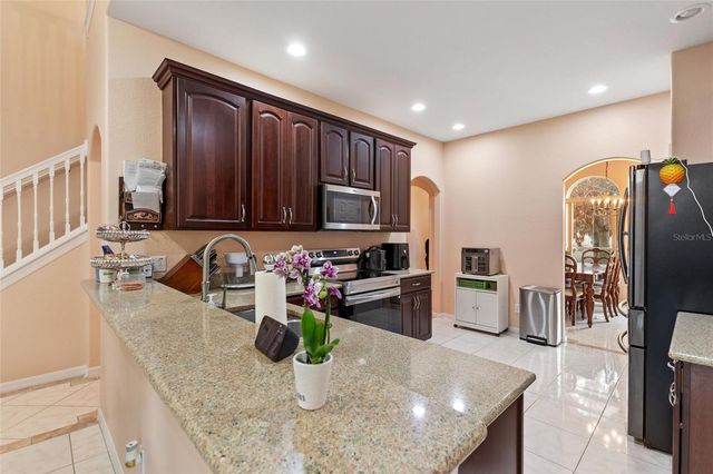 231 TOWERVIEW DRIVE E, Haines City, FL 33844