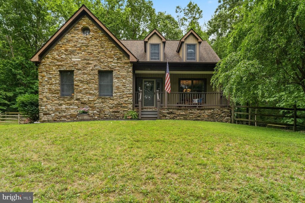 Image 1 of property listing at 3788 ROOP RD, New Windsor, MD 21776