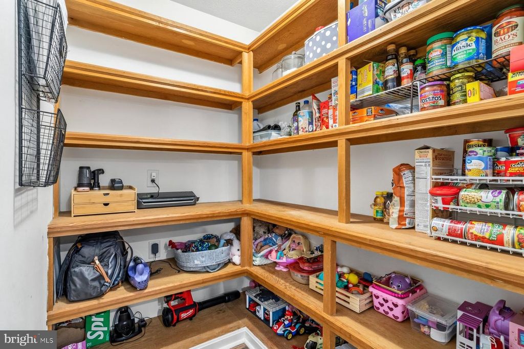 Image 17 of property listing at 3788 ROOP RD, New Windsor, MD 21776