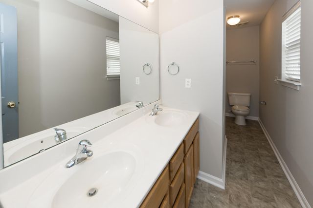 1218 Vistiana Drive, North Charleston, SC 29420