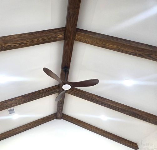 5806 Highland Lake Dr, Milton, FL 32583