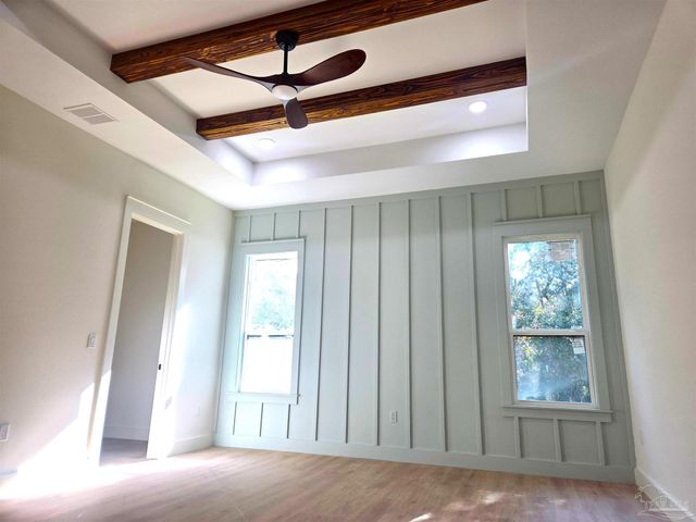 5806 Highland Lake Dr, Milton, FL 32583