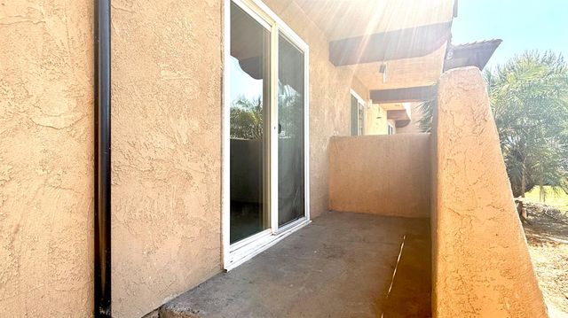 880 Greenfield Avenue, Hanford, CA 93230