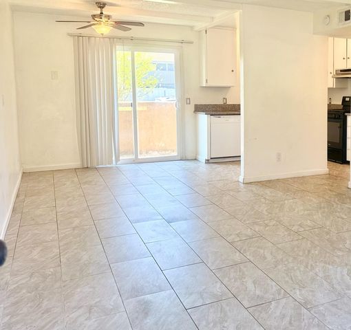 880 Greenfield Avenue, Hanford, CA 93230