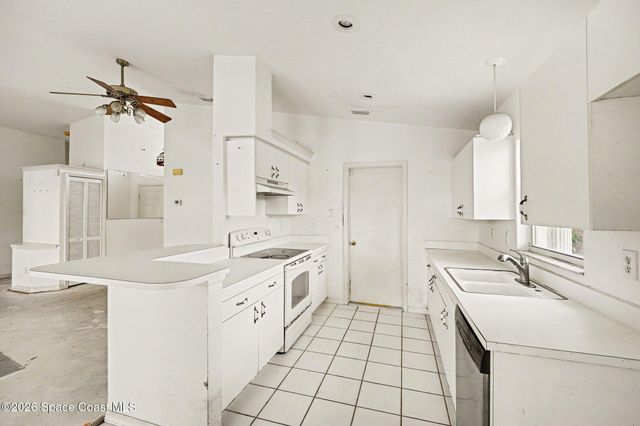 320 Las Olas Drive, Melbourne Beach, FL 32951