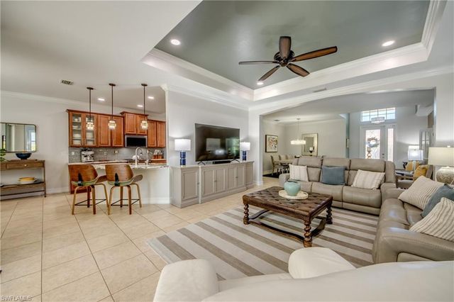 2612 Stonyhill CT, Cape Coral, FL 33991