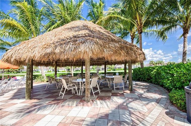 2612 Stonyhill CT, Cape Coral, FL 33991