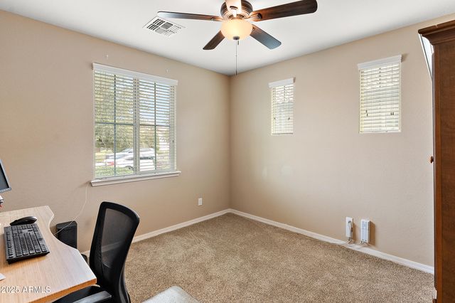 475 E Torrey Pines Place, Chandler, AZ 85249