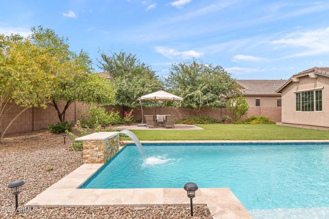 475 E Torrey Pines Place, Chandler, AZ 85249