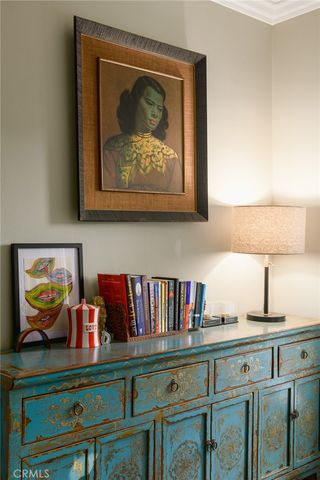 17641 Kittridge, Lake Balboa, CA 91406