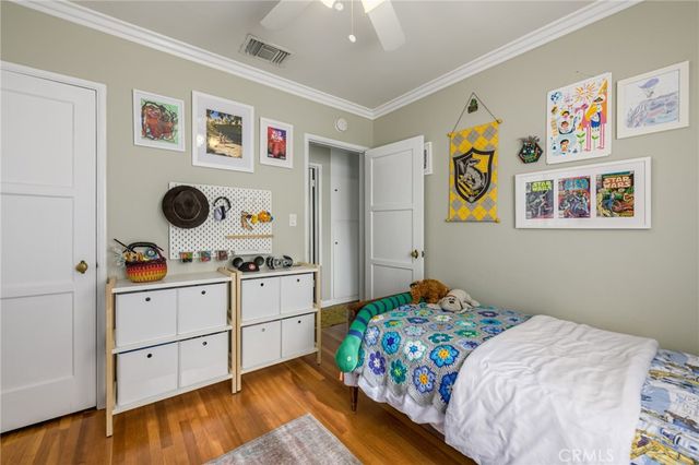 17641 Kittridge, Lake Balboa, CA 91406