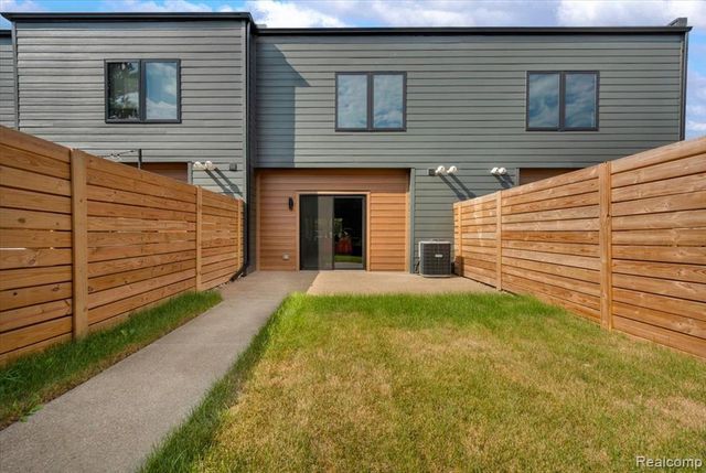 7546 Churchill Street, Detroit, MI 48206