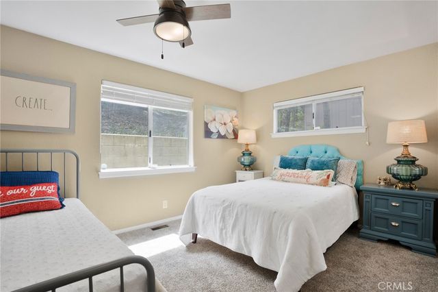 163 S Grass Valley, Lake Arrowhead, CA 92352