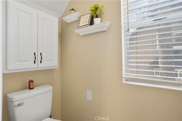 163 S Grass Valley, Lake Arrowhead, CA 92352