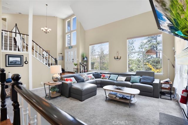 163 S Grass Valley, Lake Arrowhead, CA 92352