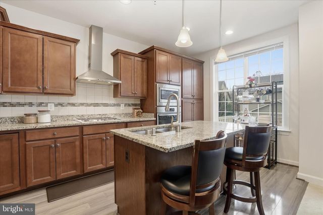 2116 GARDEN GROVE LN, Bowie, MD 20721