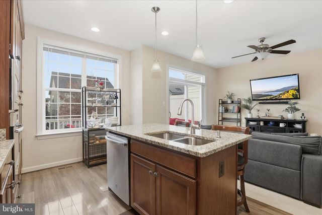 2116 GARDEN GROVE LN, Bowie, MD 20721