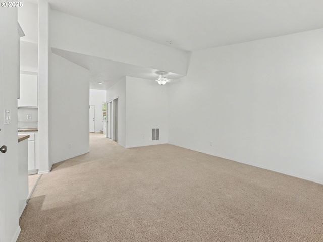 14439 Se OREGON TRAIL Dr, Clackamas, OR 97015