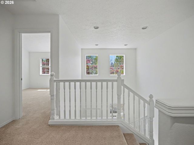 14439 Se OREGON TRAIL Dr, Clackamas, OR 97015