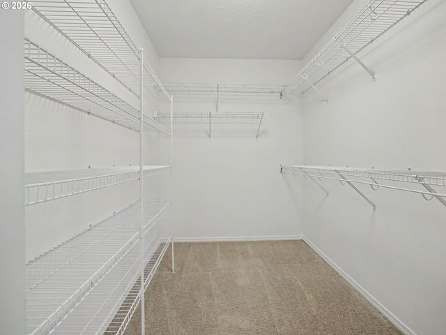 14439 Se OREGON TRAIL Dr, Clackamas, OR 97015
