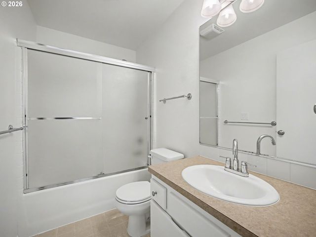 14439 Se OREGON TRAIL Dr, Clackamas, OR 97015