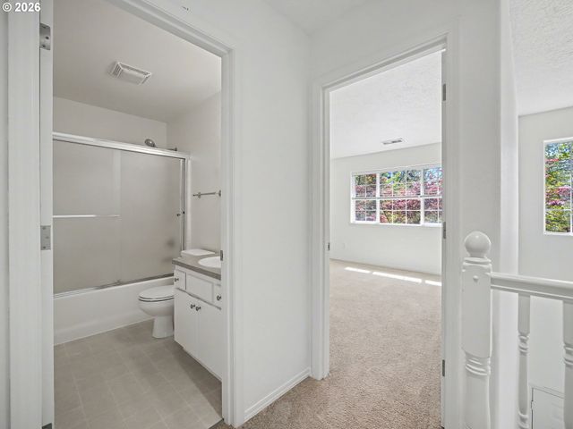 14439 Se OREGON TRAIL Dr, Clackamas, OR 97015