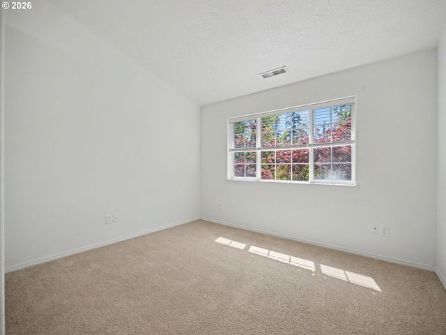 14439 Se OREGON TRAIL Dr, Clackamas, OR 97015
