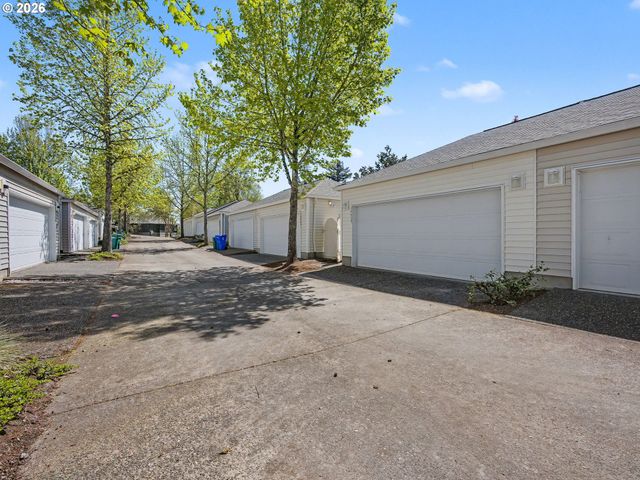 14439 Se OREGON TRAIL Dr, Clackamas, OR 97015