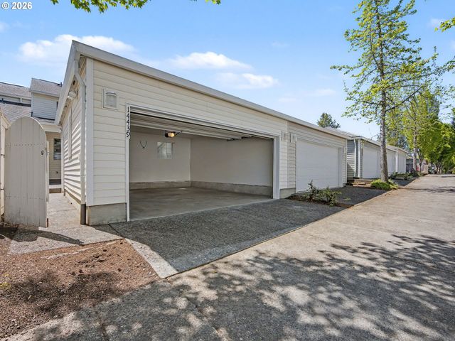 14439 Se OREGON TRAIL Dr, Clackamas, OR 97015