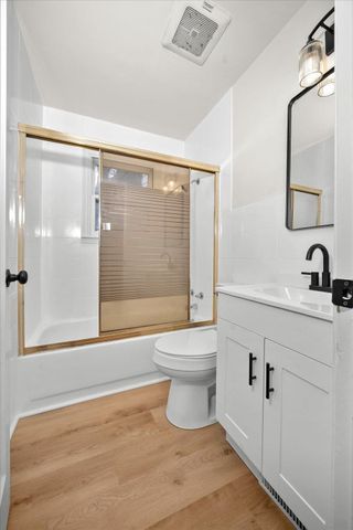 1327 E Lacrosse Ave, Spokane, WA 99207