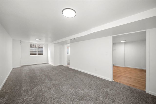 1327 E Lacrosse Ave, Spokane, WA 99207