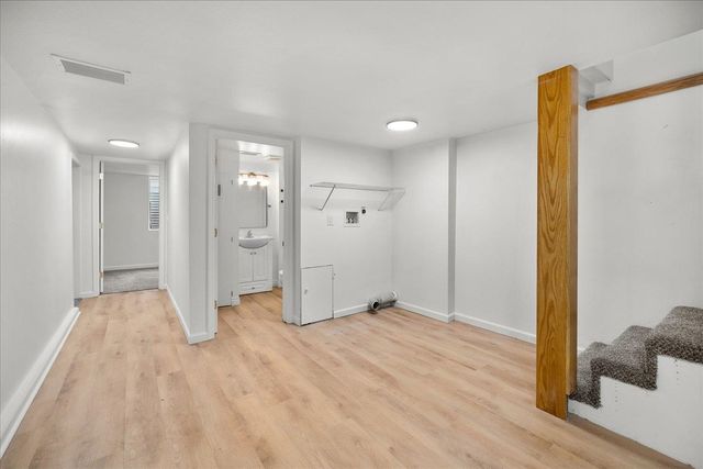 1327 E Lacrosse Ave, Spokane, WA 99207