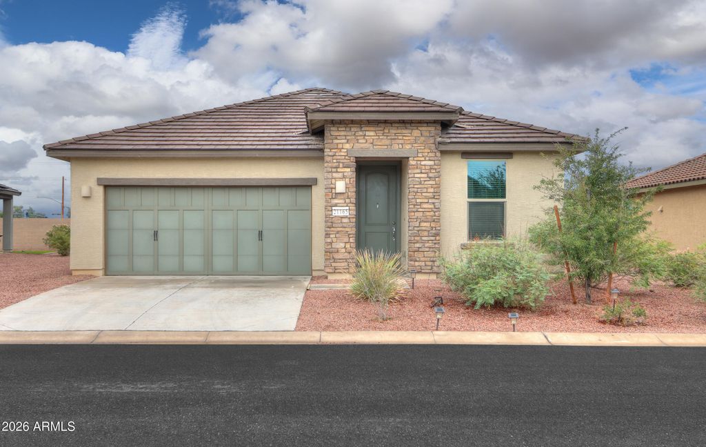 21165 N Evergreen Drive, Maricopa, AZ 85138 — exterior