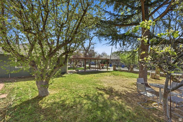 1400 S 1000 E, Salt Lake City, UT 84105