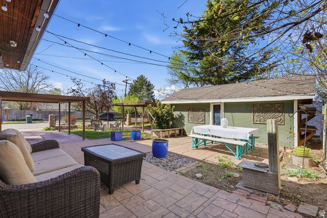 1400 S 1000 E, Salt Lake City, UT 84105