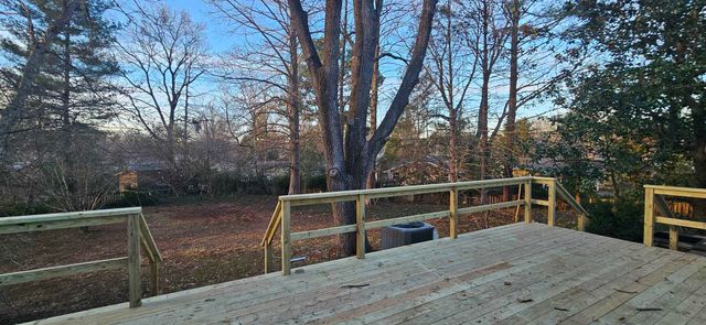 1608 Briarwood Drive, Carbondale, IL 62901