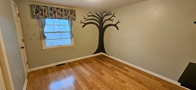 1608 Briarwood Drive, Carbondale, IL 62901