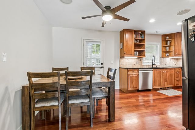 10009 NW Circle Drive, Richmond, IL 60071