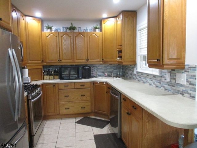 32 Newman Ave, Nutley Twp., NJ 07110