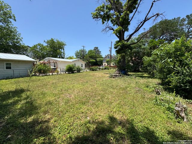 234 russell, San Antonio, TX 78212