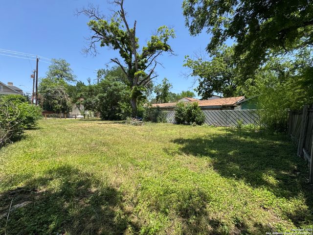 234 russell, San Antonio, TX 78212