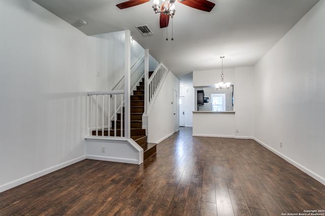 12273 Apricot Dr, San Antonio, TX 78247